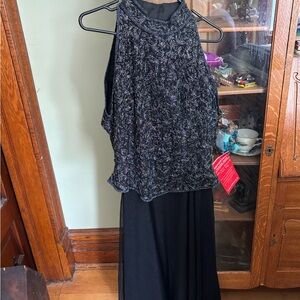 Chic Black and Purple Maxi Dress